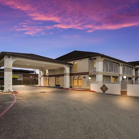 Surestay Hotel By Best Western Deer Park Εξωτερικό φωτογραφία