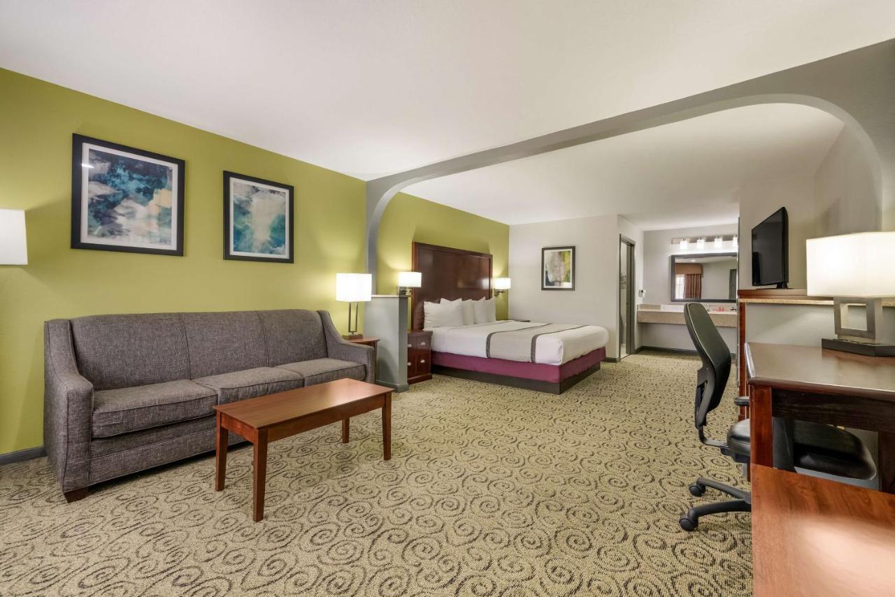 Surestay Hotel By Best Western Deer Park Εξωτερικό φωτογραφία