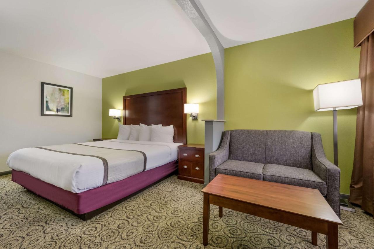 Surestay Hotel By Best Western Deer Park Εξωτερικό φωτογραφία