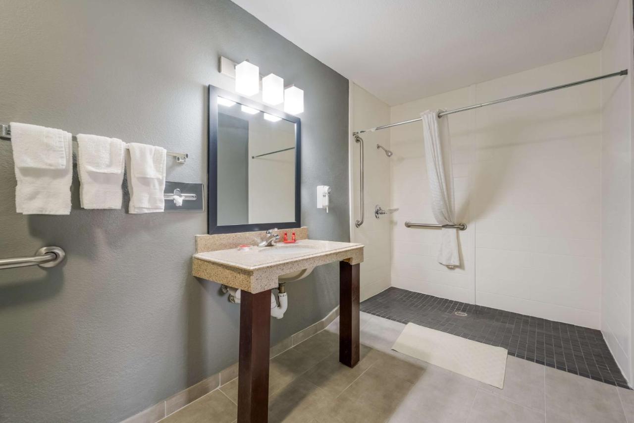 Surestay Hotel By Best Western Deer Park Εξωτερικό φωτογραφία