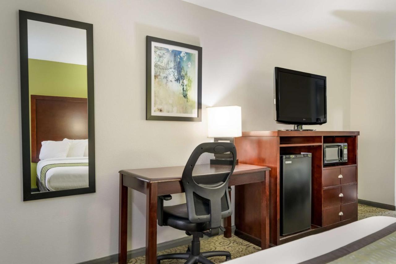 Surestay Hotel By Best Western Deer Park Εξωτερικό φωτογραφία